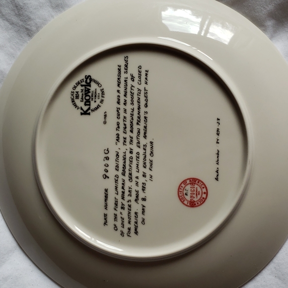 Norman Rockwell Plate, "ADD TWO CUPS AND A MEASURE OF LOVE" - Picture 2 of 5